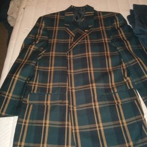 3 pc suit 3/4 jacket.